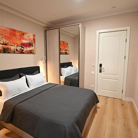 Hotel Well Inn Tbiliszi Kültér fotó