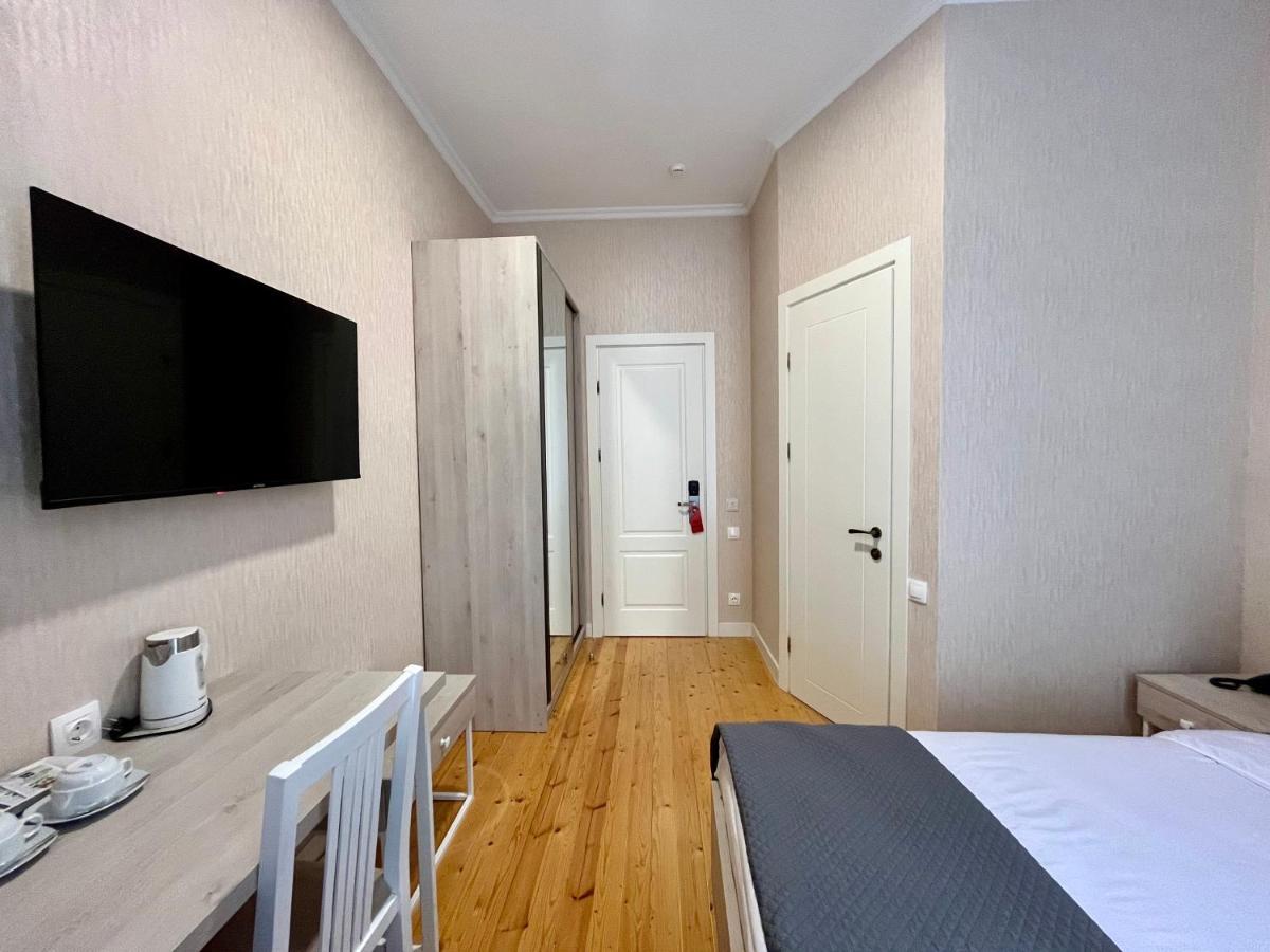 Hotel Well Inn Tbiliszi Kültér fotó