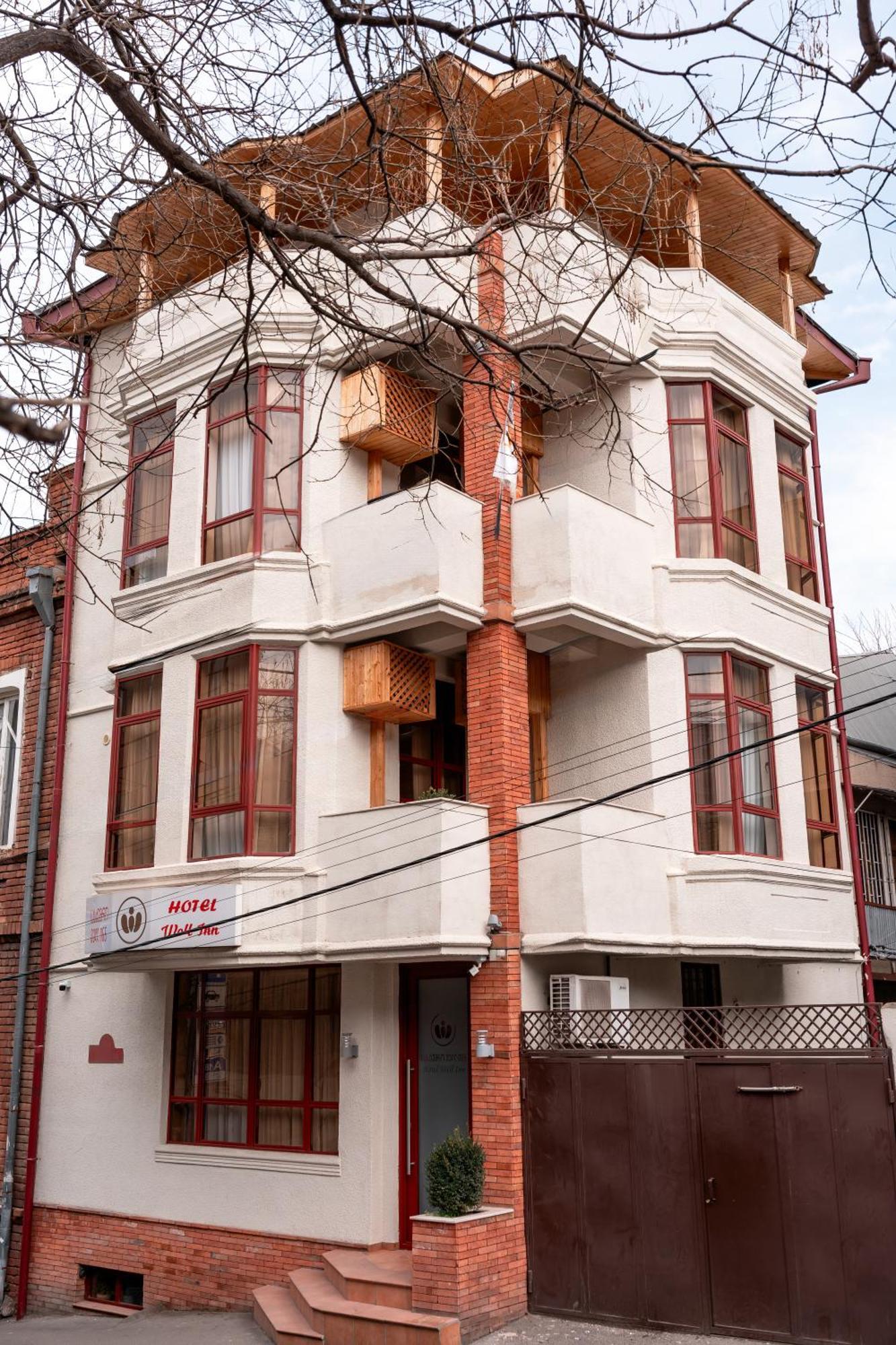 Hotel Well Inn Tbiliszi Kültér fotó