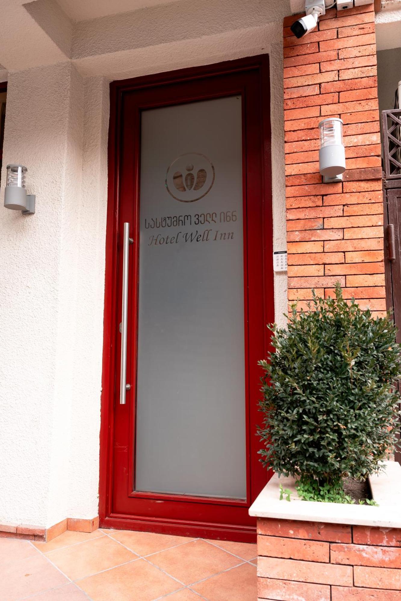 Hotel Well Inn Tbiliszi Kültér fotó
