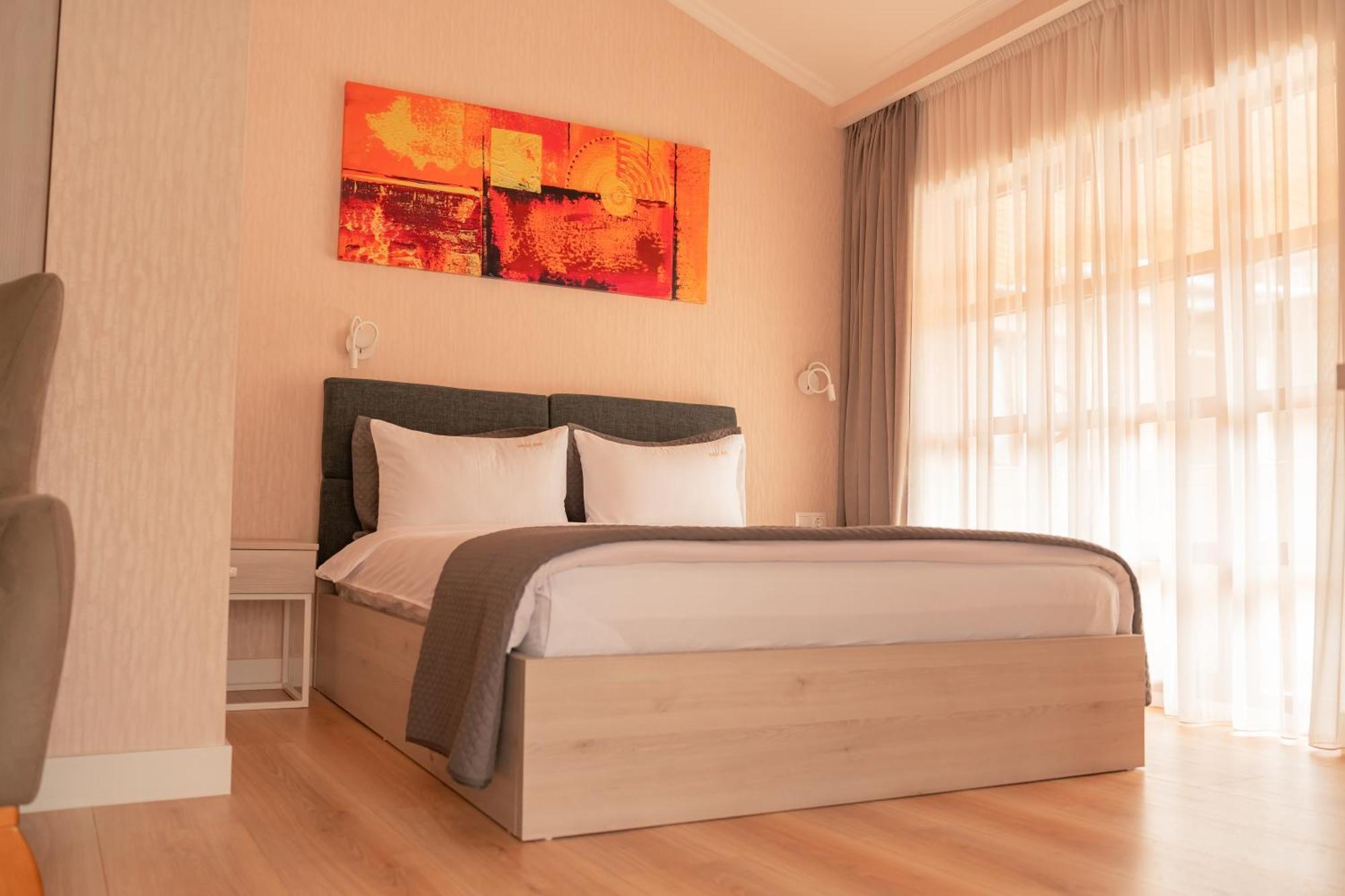 Hotel Well Inn Tbiliszi Kültér fotó