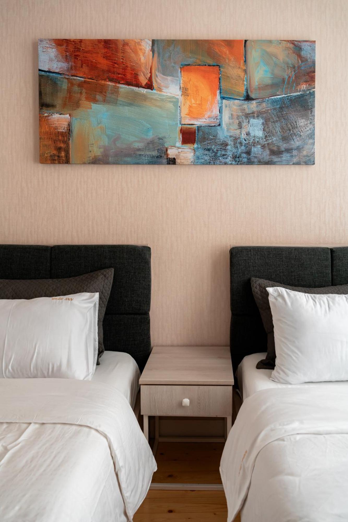 Hotel Well Inn Tbiliszi Kültér fotó